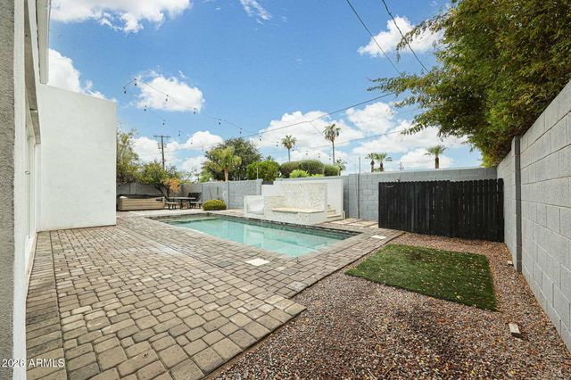 7526 E COOLIDGE Street, Scottsdale, AZ 85251