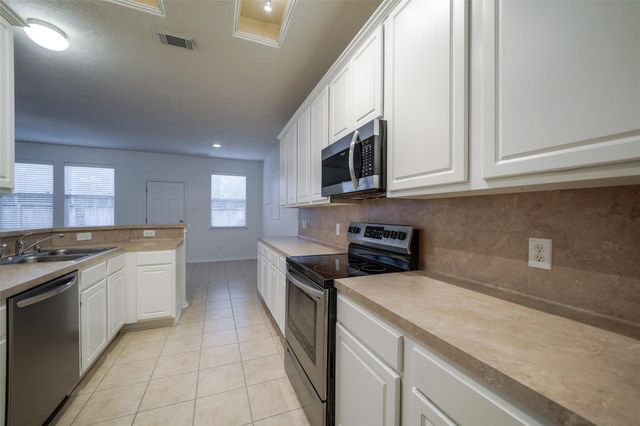 146 Silver Penny Drive, The Woodlands, TX 77384