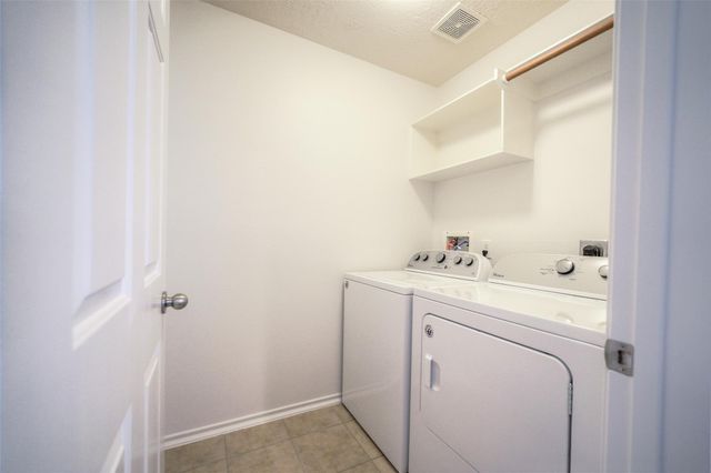 146 Silver Penny Drive, The Woodlands, TX 77384