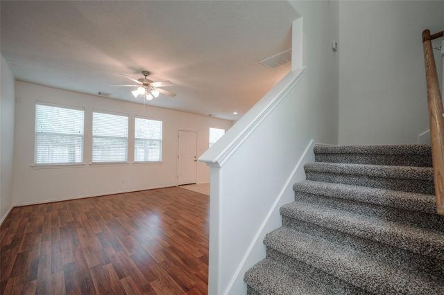 146 Silver Penny Drive, The Woodlands, TX 77384