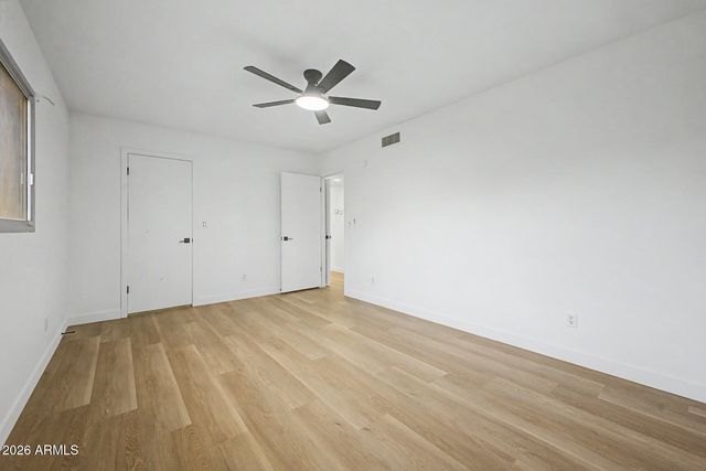 5122 W ROYAL PALM Road, Glendale, AZ 85302