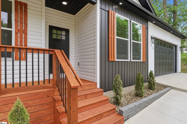 206 Kendrick Street, Greer, SC 29651