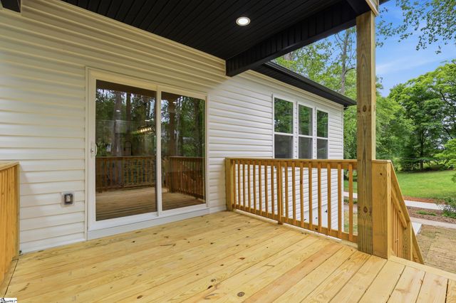 206 Kendrick Street, Greer, SC 29651