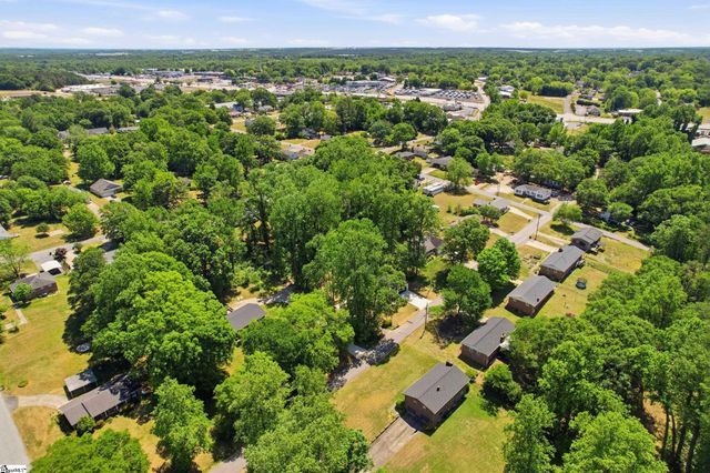 206 Kendrick Street, Greer, SC 29651