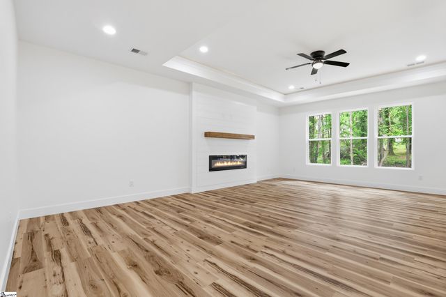 206 Kendrick Street, Greer, SC 29651