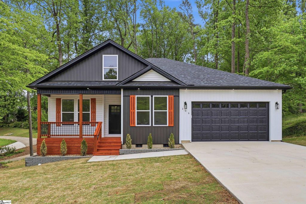 206 Kendrick Street, Greer, SC 29651