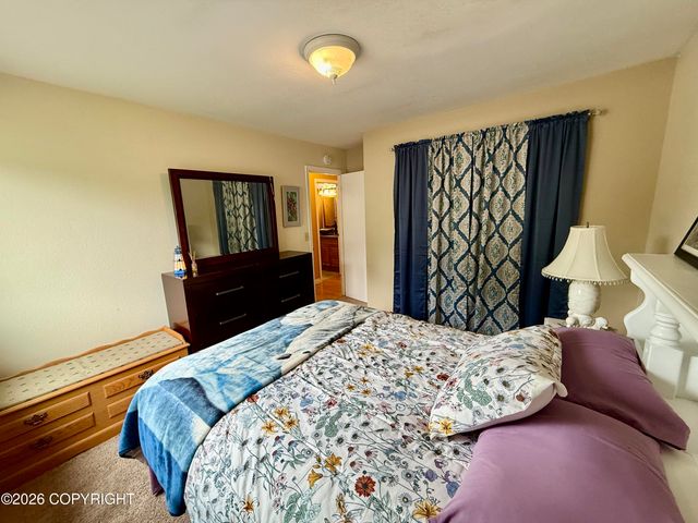 1612 Cara Loop, Anchorage, AK 99515