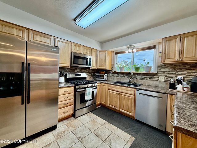1612 Cara Loop, Anchorage, AK 99515