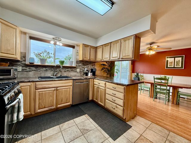 1612 Cara Loop, Anchorage, AK 99515