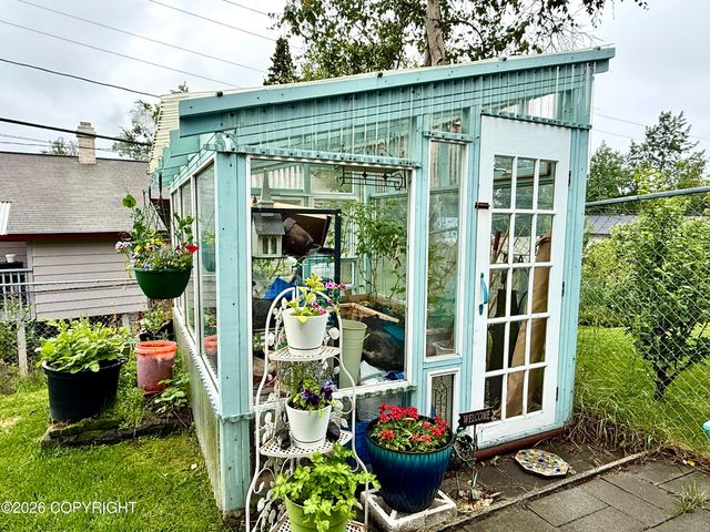 1612 Cara Loop, Anchorage, AK 99515