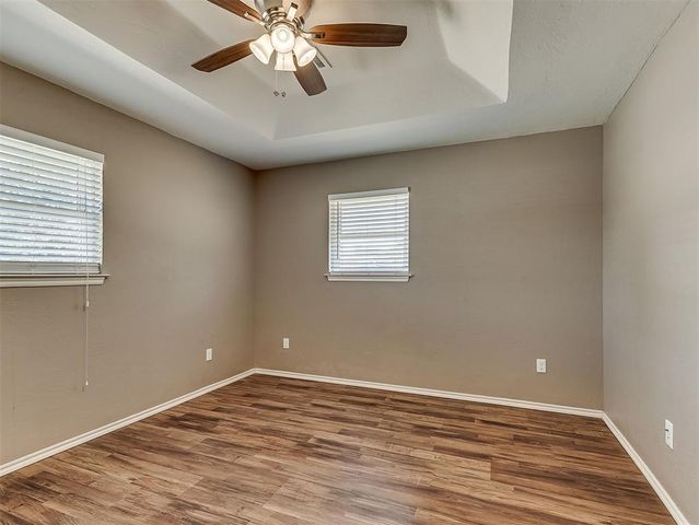 220 S Irving Drive, Moore, OK 73160
