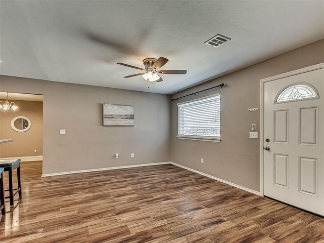 220 S Irving Drive, Moore, OK 73160