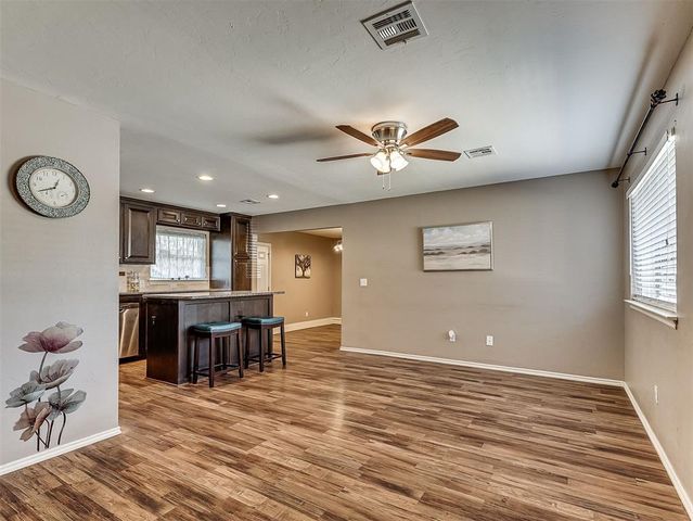 220 S Irving Drive, Moore, OK 73160