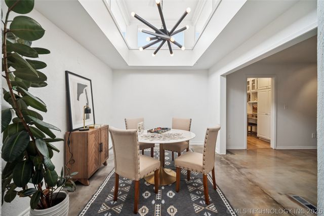 2411 E 72nd Place 2-A-3, Tulsa, OK 74136