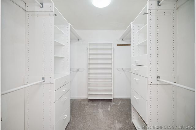 2411 E 72nd Place 2-A-3, Tulsa, OK 74136