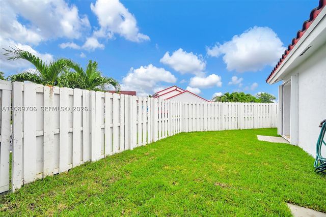 2414 San Remo Cir, Homestead, FL 33035