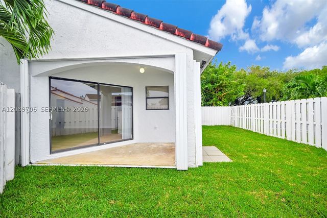 2414 San Remo Cir, Homestead, FL 33035