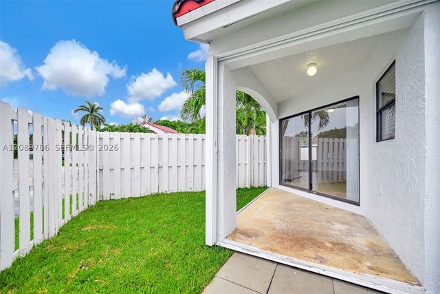 2414 San Remo Cir, Homestead, FL 33035