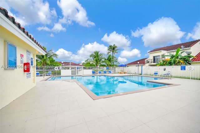 2414 San Remo Cir, Homestead, FL 33035