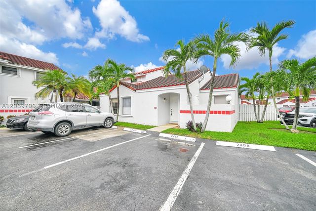 2414 San Remo Cir, Homestead, FL 33035