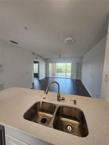 2061 WILLOW HAMMOCK CIRCLE 202, Port Charlotte, FL 33983