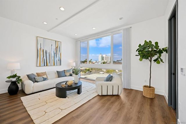 4079 1st Ave 4, San Diego, CA 92103