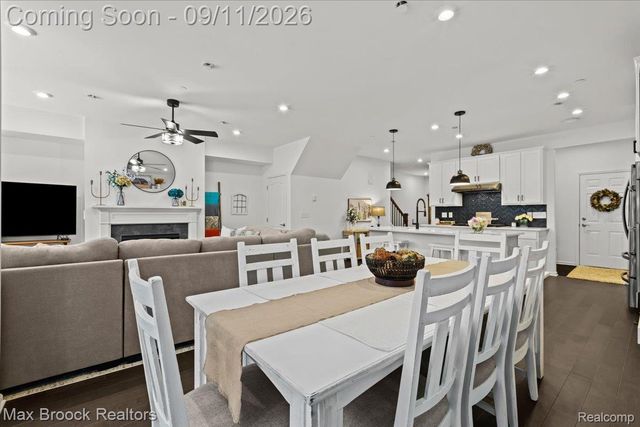40115 Premier Drive 22, Northville Township, MI 48170