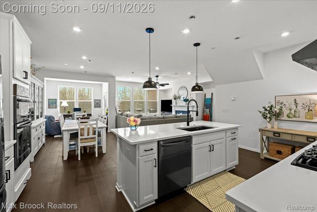 40115 Premier Drive 22, Northville Township, MI 48170