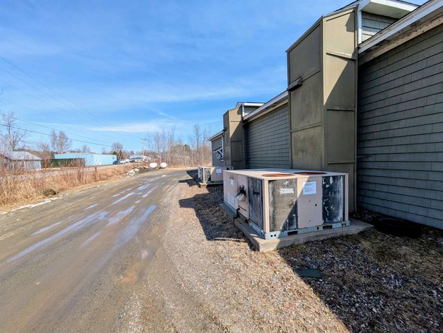 16 Metallak Place, Colebrook, NH 03576