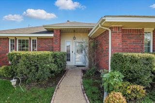 931 Valleycreek Road, Mesquite, TX 75181