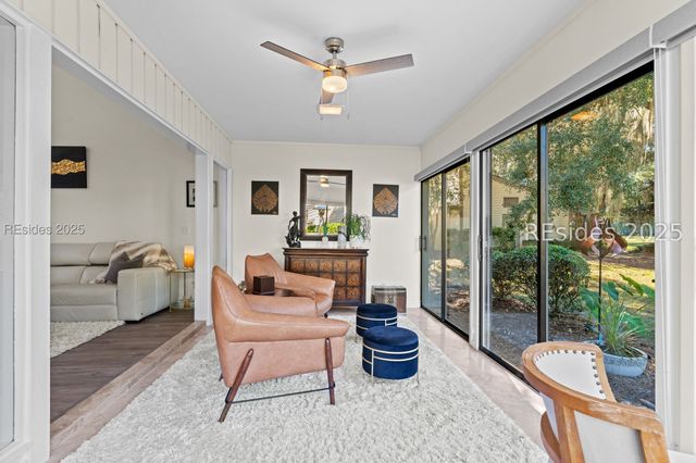 15 Calibogue Cay Rd Apt 388, Hilton Head Island, SC 29928