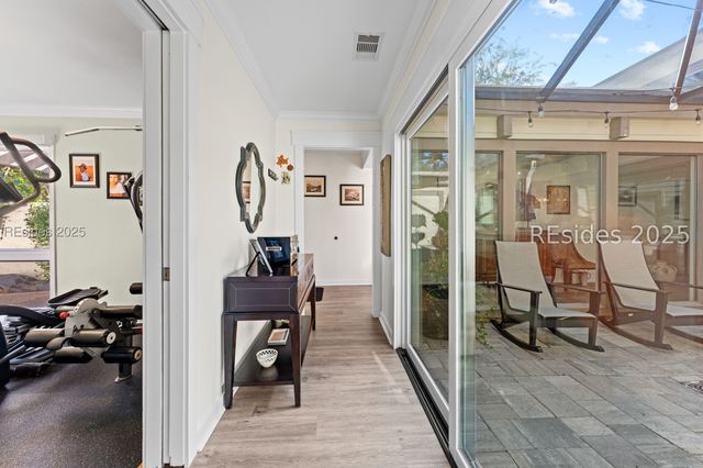 15 Calibogue Cay Rd Apt 388, Hilton Head Island, SC 29928