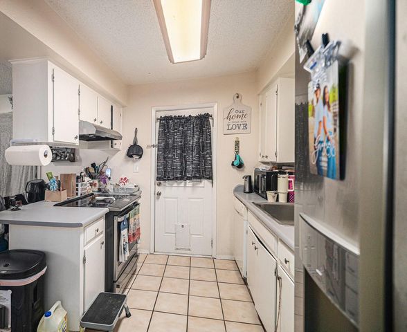 117 WALNUT CREEK Drive, Azle, TX 76020