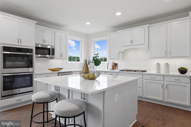 14496 AURORA DR, Woodbridge, VA 22193
