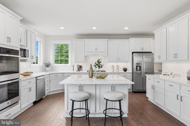 14496 AURORA DR, Woodbridge, VA 22193