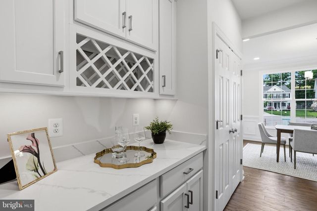 14496 AURORA DR, Woodbridge, VA 22193