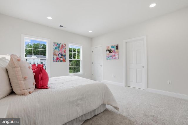 14496 AURORA DR, Woodbridge, VA 22193