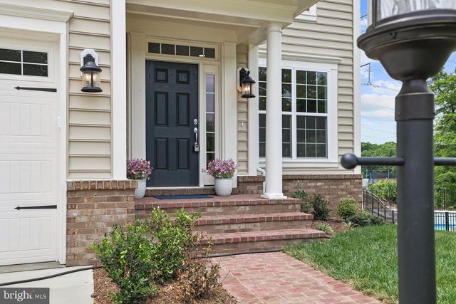 14496 AURORA DR, Woodbridge, VA 22193