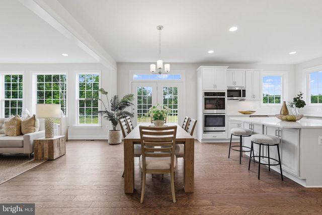 14496 AURORA DR, Woodbridge, VA 22193