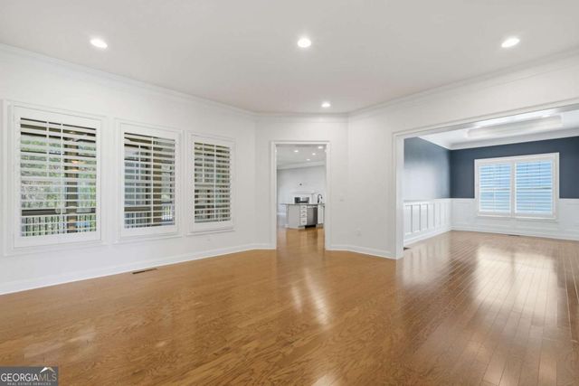 655 Hemlock Trail, Canton, GA 30114