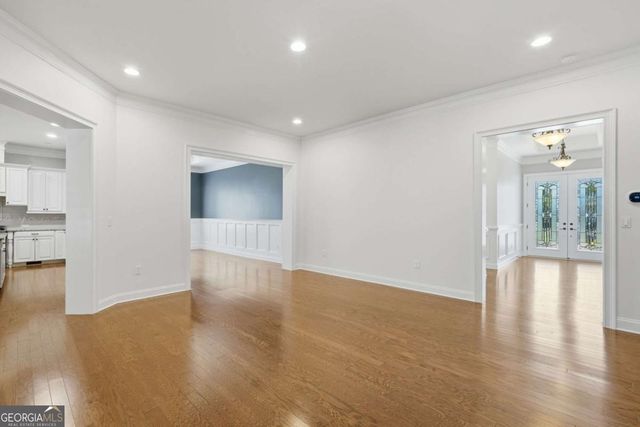 655 Hemlock Trail, Canton, GA 30114