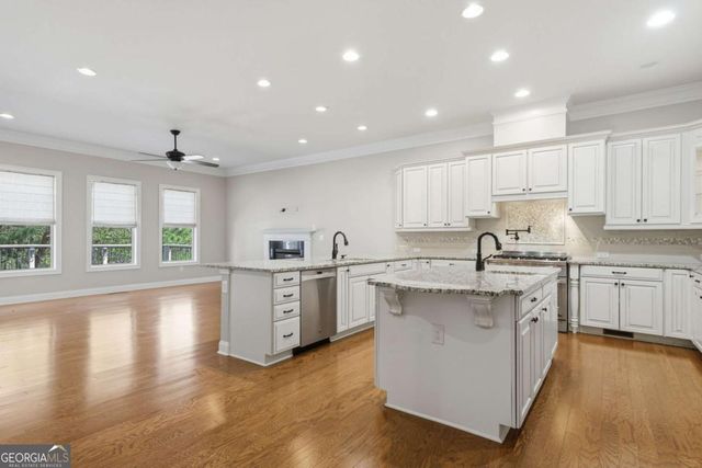 655 Hemlock Trail, Canton, GA 30114