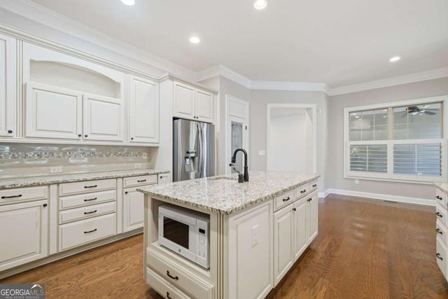 655 Hemlock Trail, Canton, GA 30114