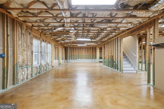 655 Hemlock Trail, Canton, GA 30114