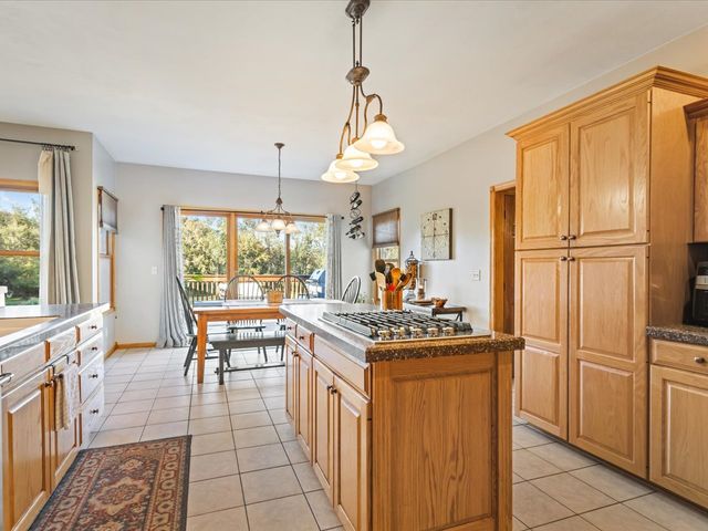 12486 Whispering Winds Drive, Roscoe, IL 61073