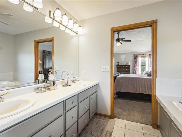 12486 Whispering Winds Drive, Roscoe, IL 61073