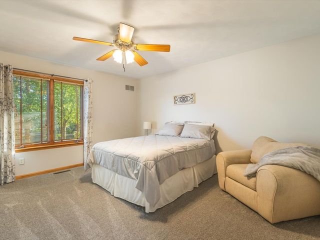 12486 Whispering Winds Drive, Roscoe, IL 61073