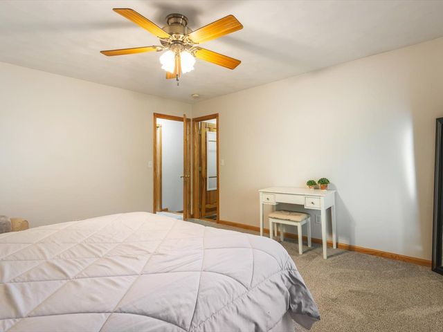 12486 Whispering Winds Drive, Roscoe, IL 61073