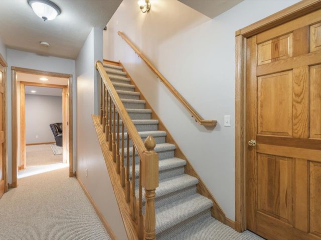 12486 Whispering Winds Drive, Roscoe, IL 61073