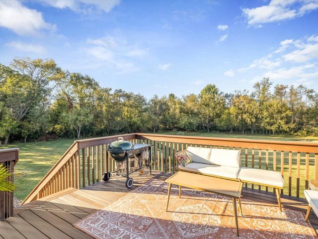 12486 Whispering Winds Drive, Roscoe, IL 61073